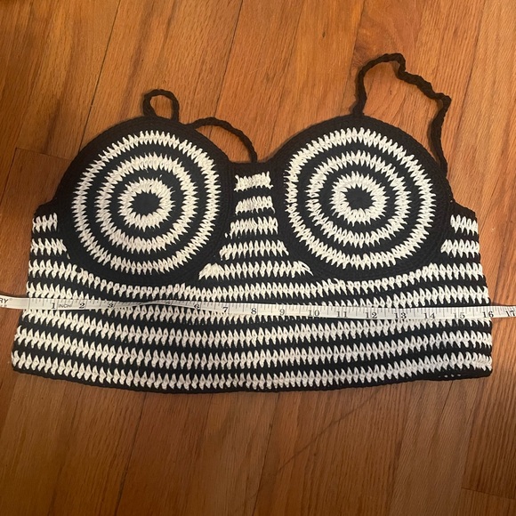 handmade, crocheted top - Picture 2 of 3